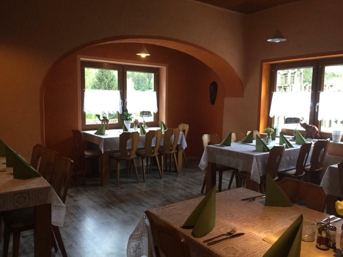 Gasthaus Alter Bahnhof Hotell Metzdorf Eksteriør bilde